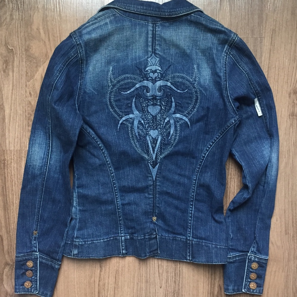 Jean jacket with claddagh embroidery - NWOT!